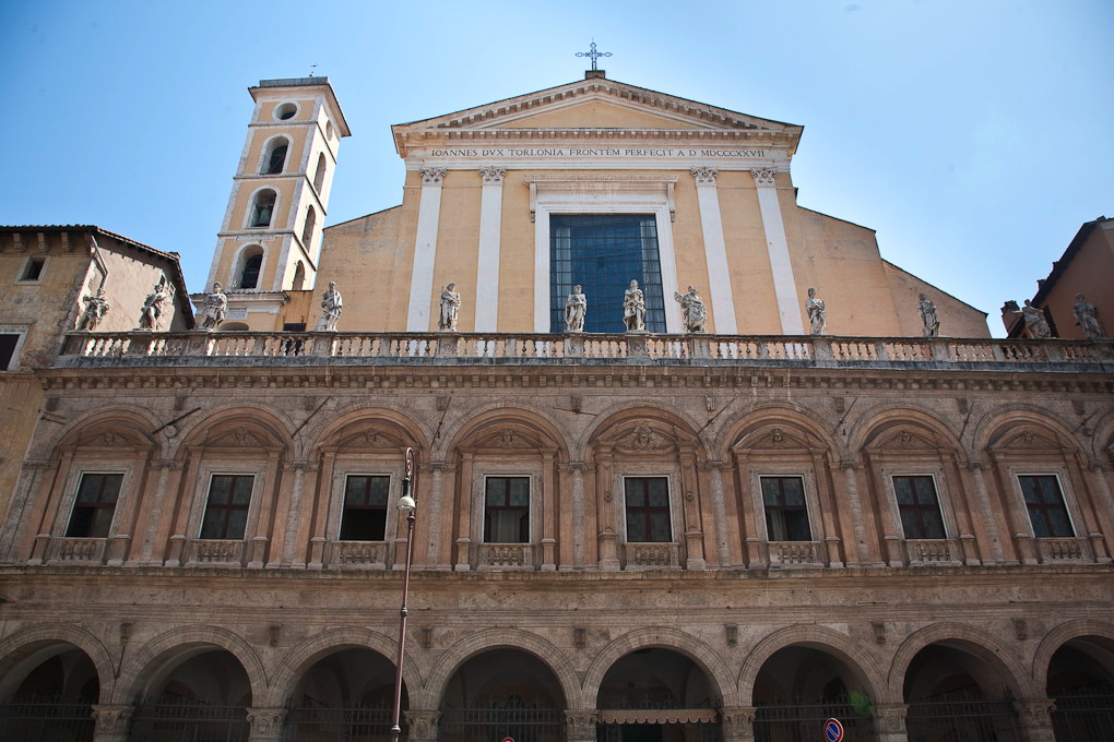 Santi Dodici Apostoli